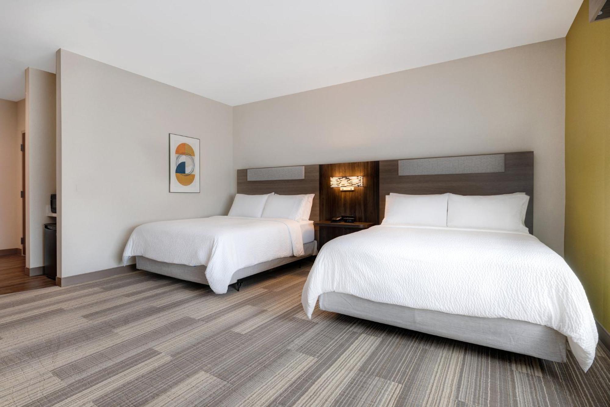 Holiday Inn Express & Suites - Glendale Downtown Luaran gambar