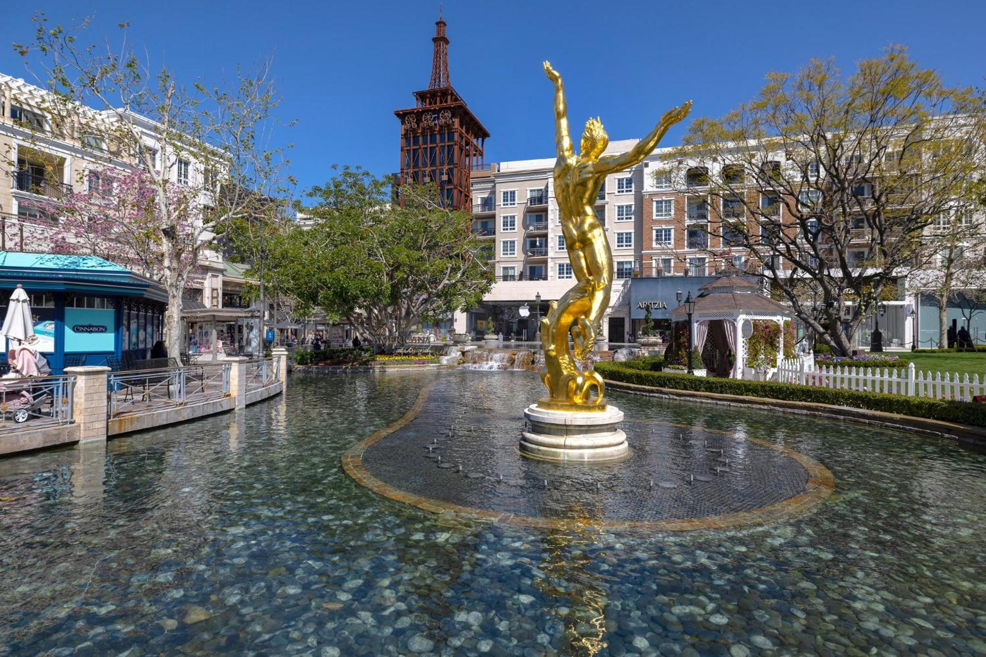 Holiday Inn Express & Suites - Glendale Downtown Luaran gambar